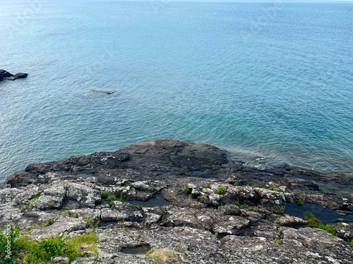 sea and rocks