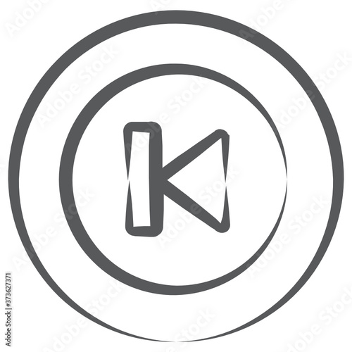 
Reverse media, line icon of precious button
