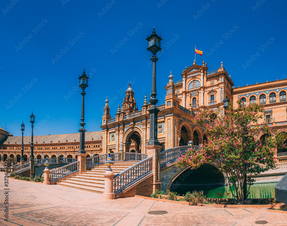 Fototapeta premium Beautiful shot of Seville Plaza de Espana in Andalusia Spain square
