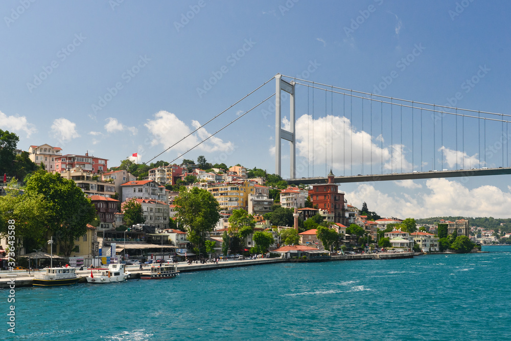 Naklejka premium Istanbul cityscape, as seen from a passenger boat - Istanbul, Turkey