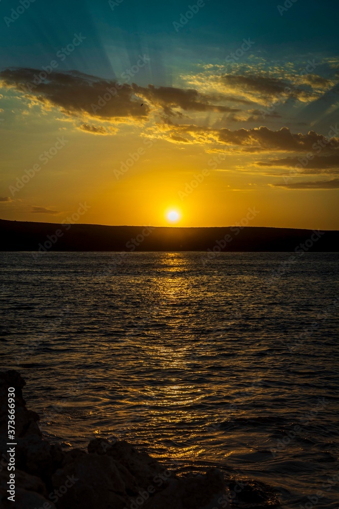 Naklejka premium sunset in the sea