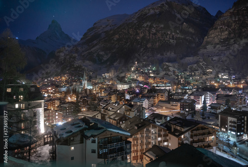 Fototapeta Naklejka Na Ścianę i Meble -  Night View in Zermatt, Switzerland (Feat. Matterhorn)