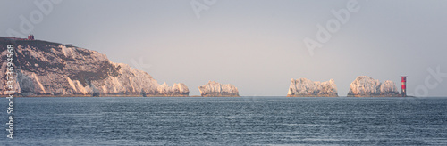 Φωτογραφία The needles rocky outcrop to the west of the Isle of Wight including lighthouse