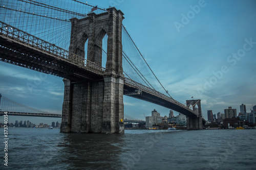 brooklyn bridge new york city