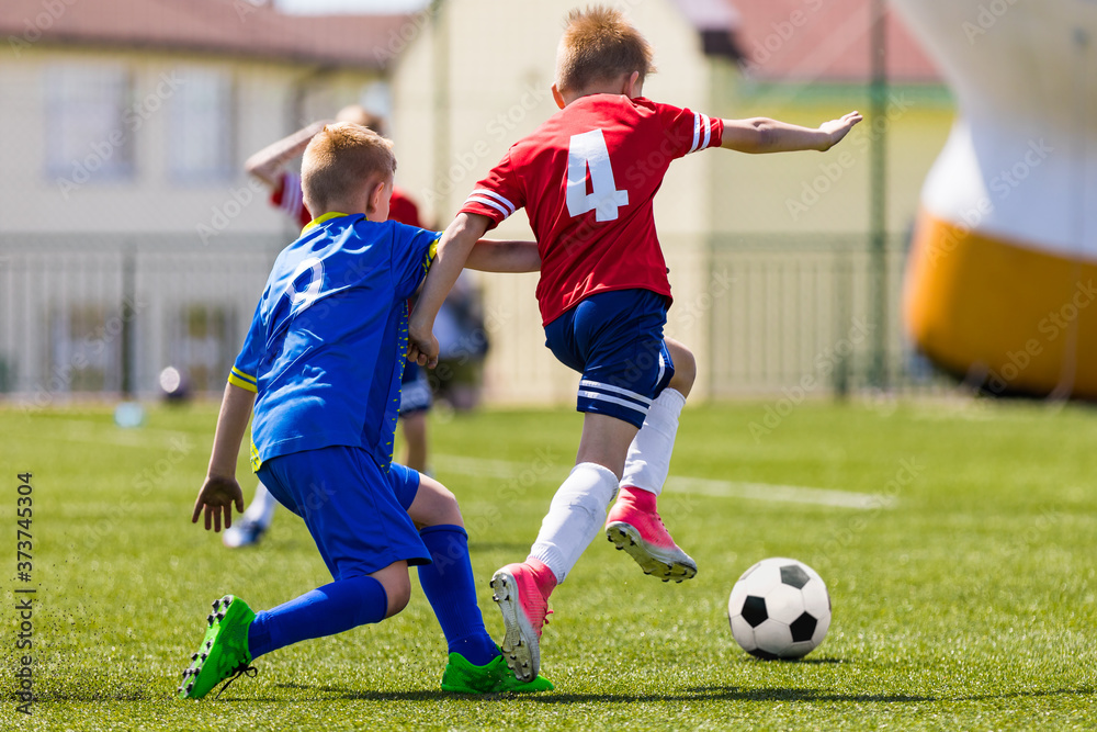 Kids Soccer Game 