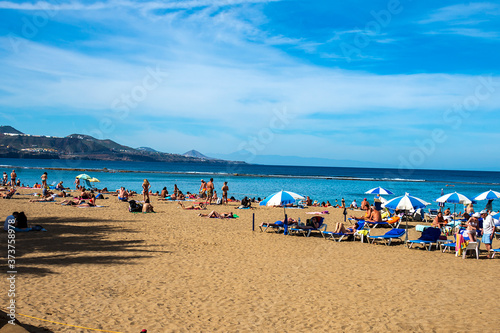 Las Canteras beach. Las Palmas. Gran Canaria Island. With Tenerife Island in the background. © linohoracio