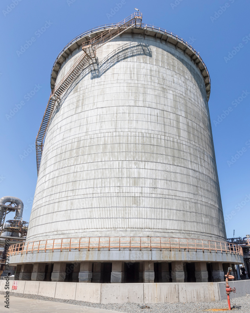 View of the double walled, low temperature ammonia storage tank in the plant. View of the double walled, low temperature ammonia storage tank in the plant.