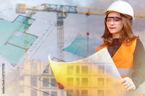 Architecture. The girl work...