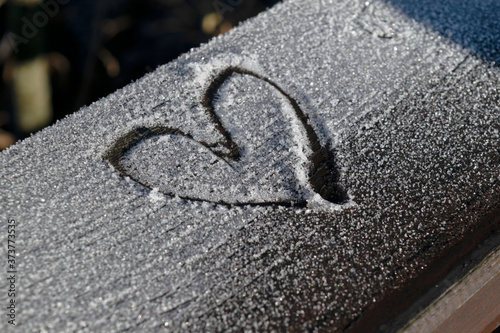 Herz im Schnee, Liebe, gemaltes Herz