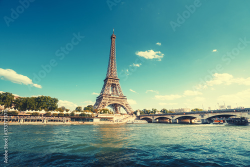 Seine in Paris with Eiffel tower in morning time © Iakov Kalinin