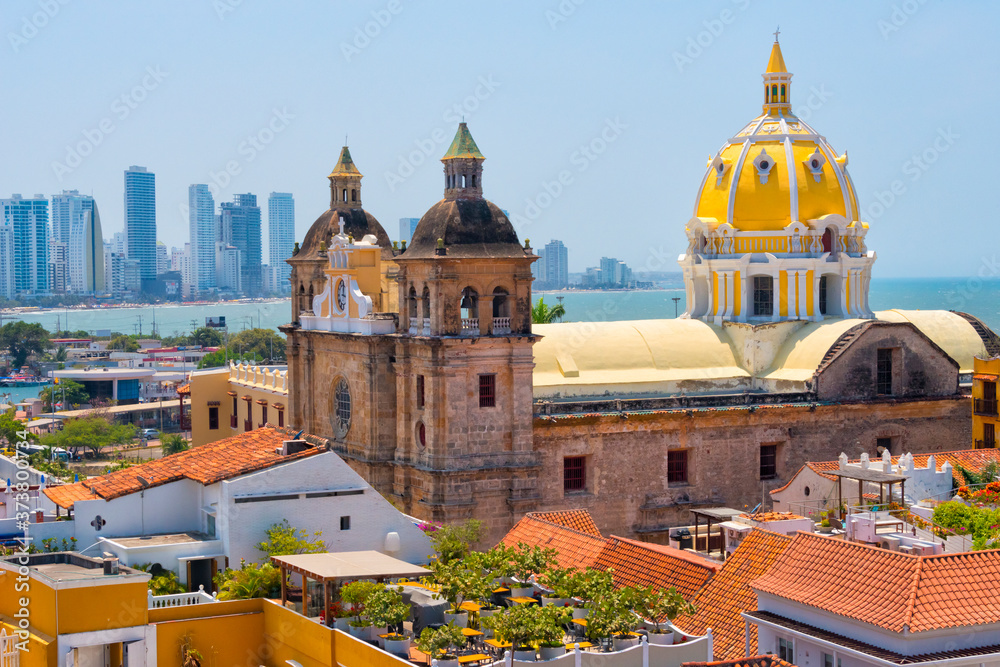 Iglesia de San Pedro Claver in the old town, high-rises of the new city in the background, Cartagena, UNESCO World Heritage Site, Bolivar Department, Colombia - obrazy, fototapety, plakaty 