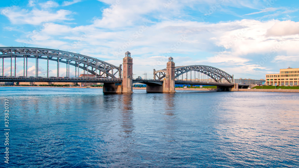 Obraz premium Close shot of Peter the Great Bridge in summer - St Petersburg, Russia