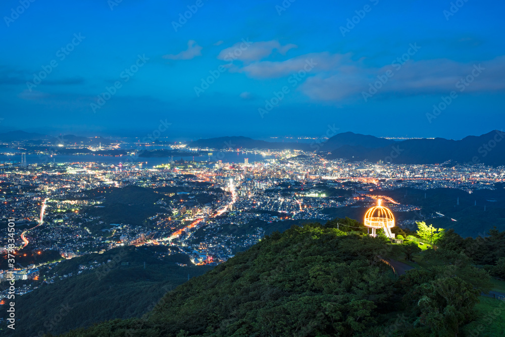 皿倉山より望む北九州方面の夜景