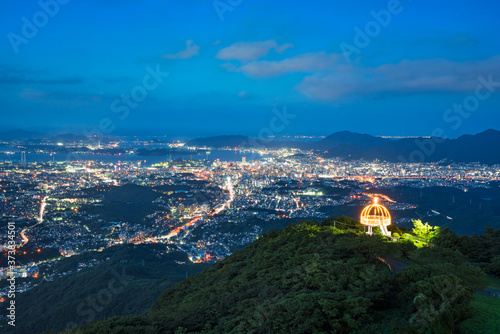 皿倉山より望む北九州方面の夜景