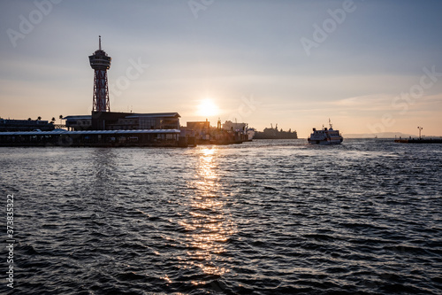 Wallpaper Mural 博多埠頭夕景 Torontodigital.ca