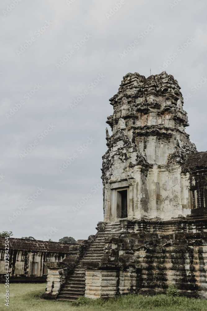 Fototapeta premium angkor wat cambodia