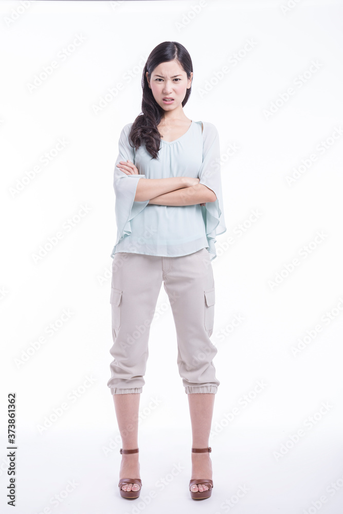 怒る女性 怒る女性