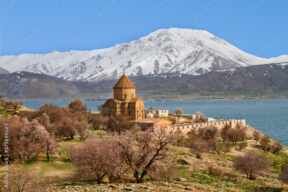 Fototapeta premium Armenian church dedicated to the Holy Cross, on the Akdamar Island, Lake Van, Turkey.