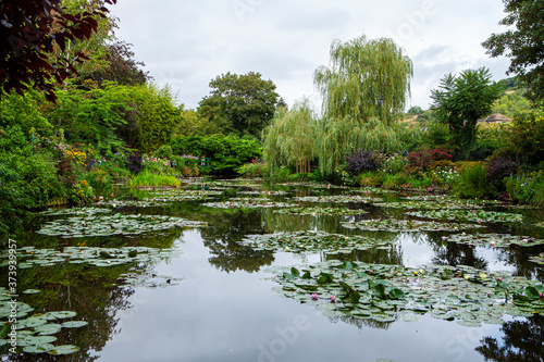 Photo Monet garden at Giverny