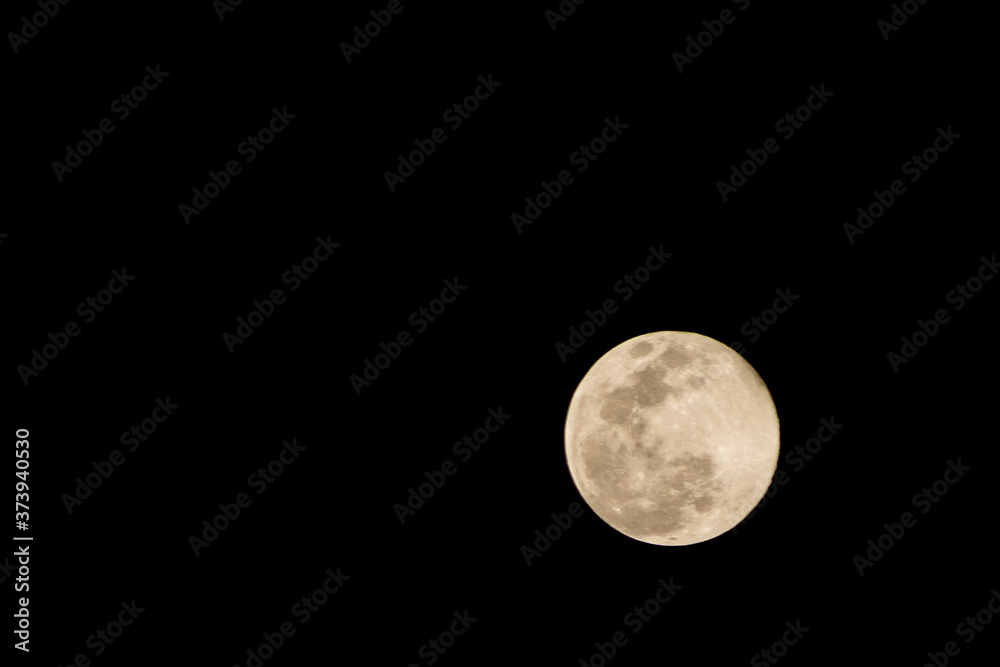 Luna en soledad Luna en soledad