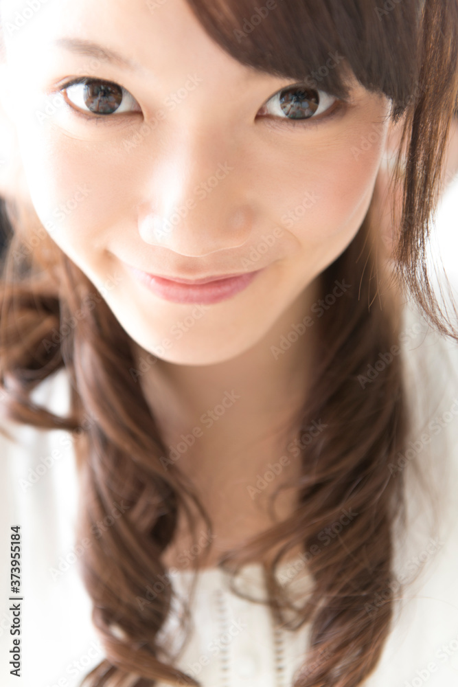 笑顔の女性 笑顔の女性