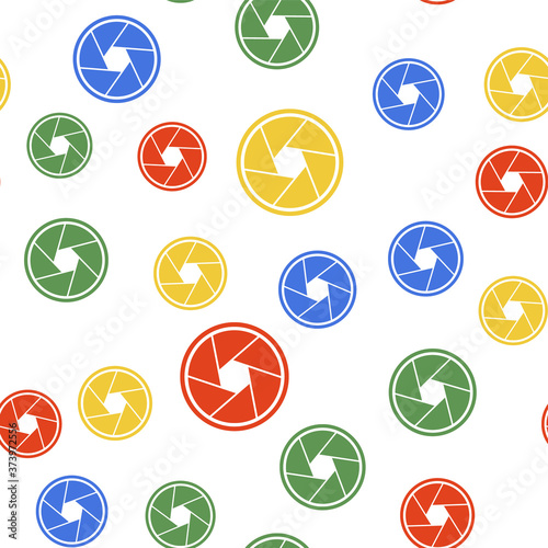 Color Camera shutter icon isolated seamless pattern on white background. Vector.