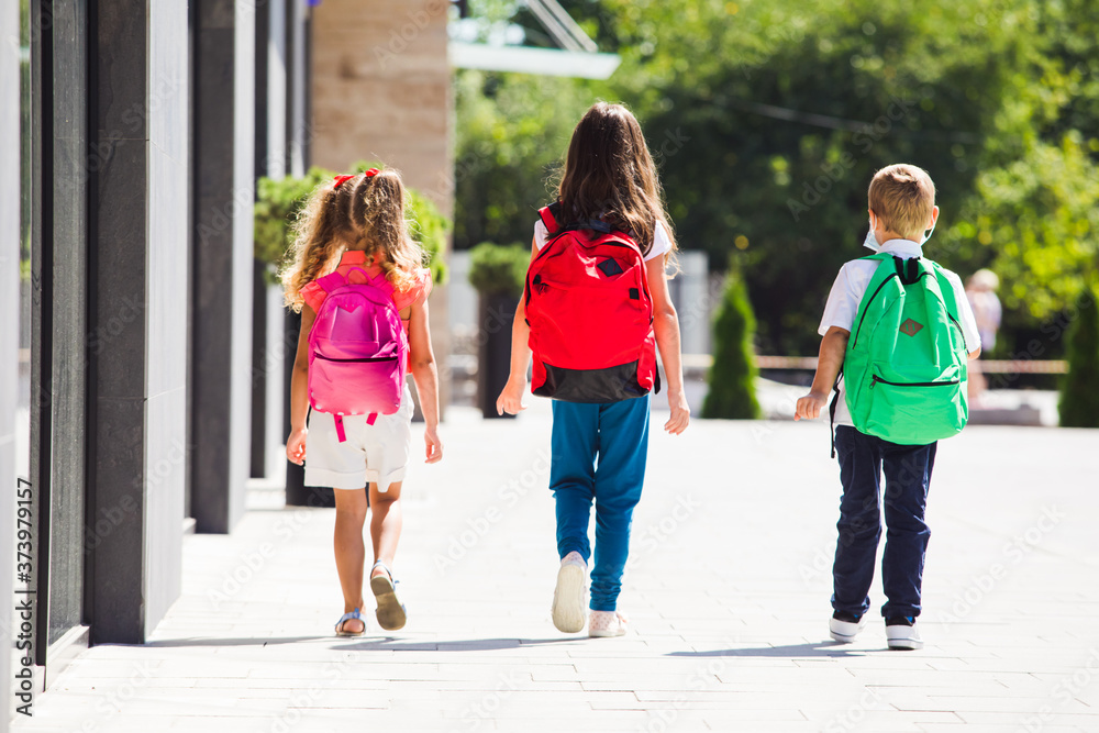 Kids go to school with safety rules Kids go to school with safety rules