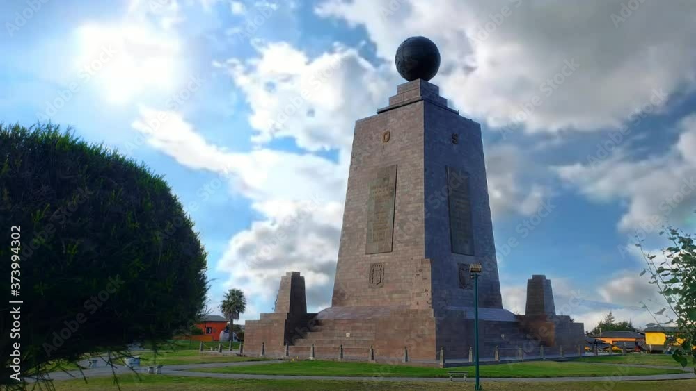 Monumento mitad del mundo, pichincha, ecuador