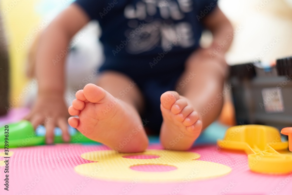 Naklejka premium baby feet isolated