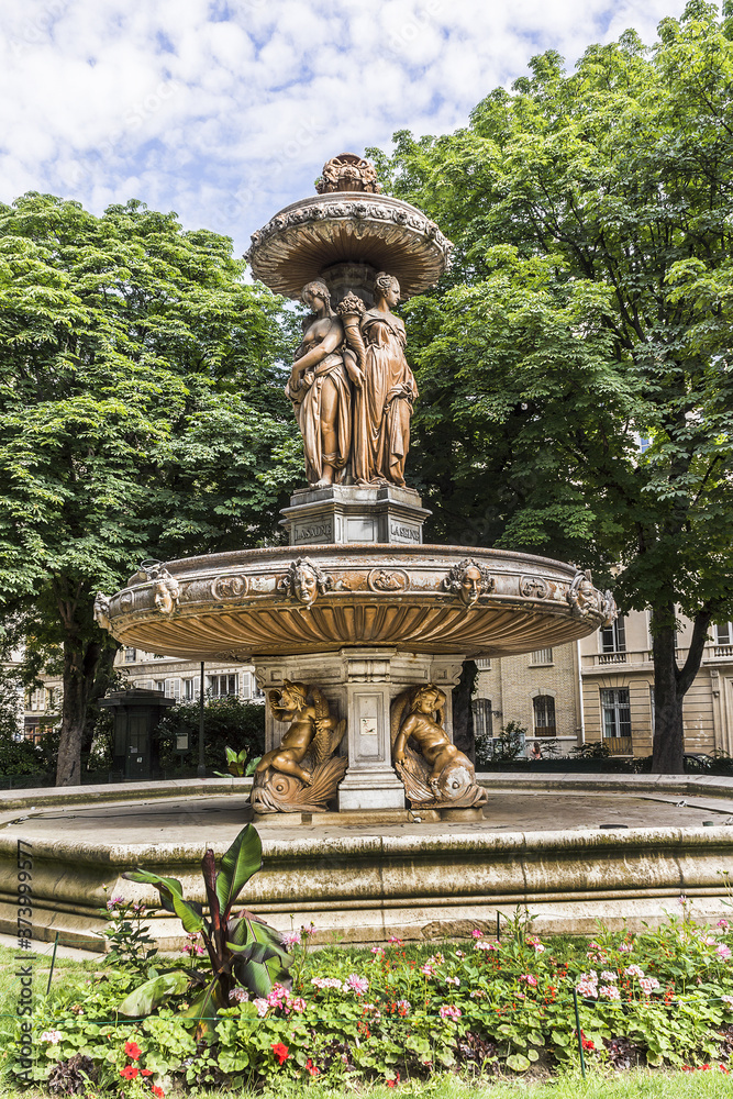 Fontaine Louvois - monumental public fountain in Square Louvois on Richelieu Street in Paris. Fontaine Louvois built between 1836 and 1839 during the reign of King Louis-Philippe. Paris, France.