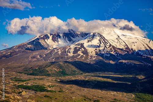 Mount St. Helens with Clouds © Scott Bufkin