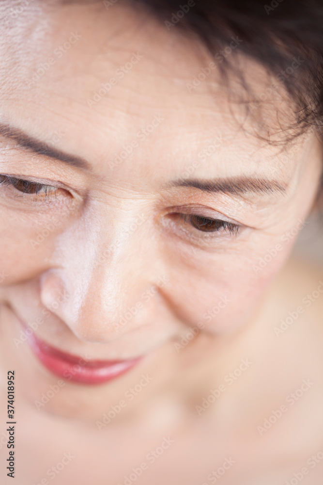 Fototapeta premium シニア女性ポートレート