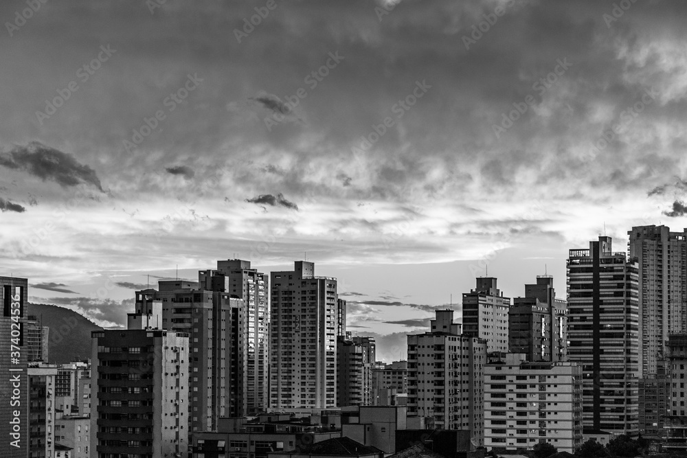 paisagem urbana em preto e branco
