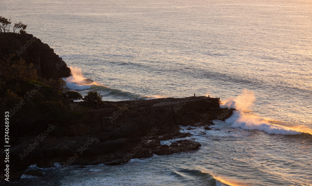 Obraz premium Early morning fishing, Noosa National Park