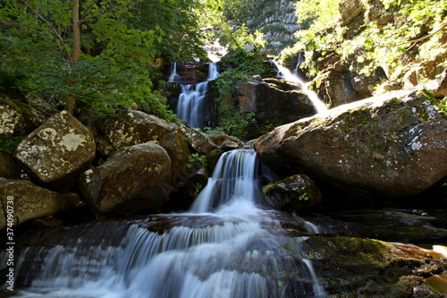 The Dardagna waterfalls are located in the upper Bolognese Apennines on the Dardagna stream  under the Corno alle Scale. Silk effect