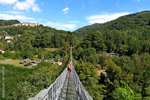 The suspension bridge of the Ferriere. Opened in 1923, it measures 227 meters in length, 36 meters in height and 80 centimeters in width.