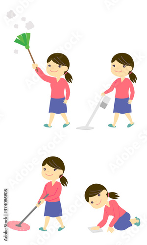 掃除をする女性（アジア人・日本人）／Women cleaning (Asian / Japanese)