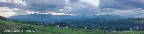 Obraz na płótnie Panorama z Czarnej Góry na Tatry w salonie