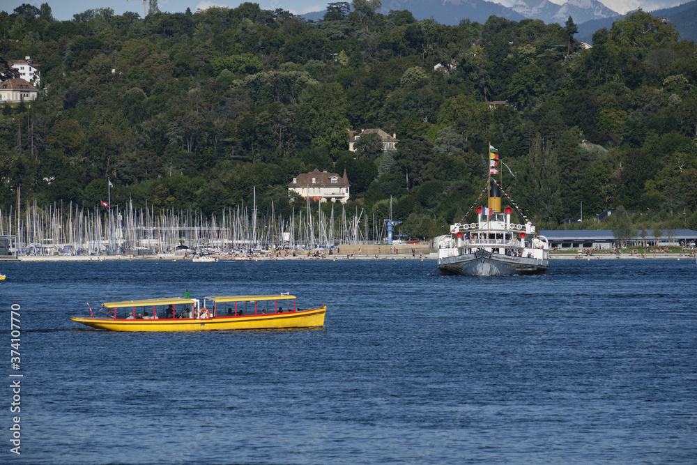 Obraz premium Old Steamlboat, Geneva, Switzerland