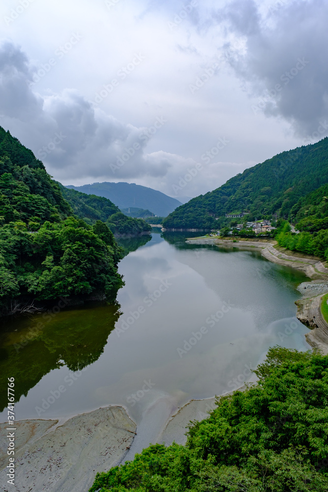 初夏の丹沢湖