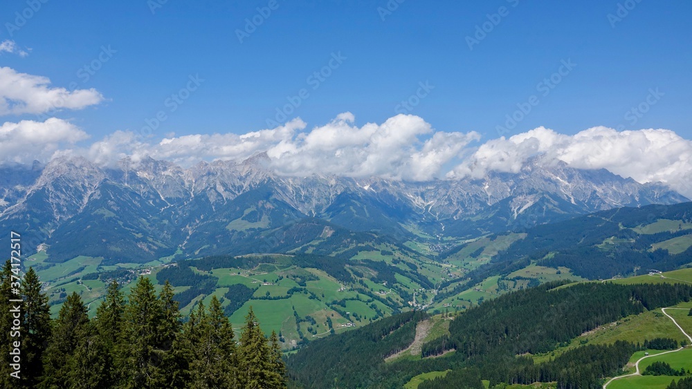 Wanderung durch die Hochalpen, Gebirgswanderung, Alpen, Gebirge