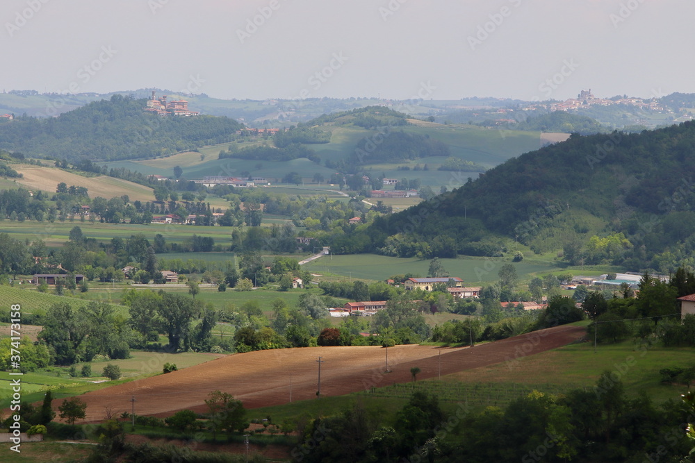 Views of the Lower Monferrato hills in Piedmont.