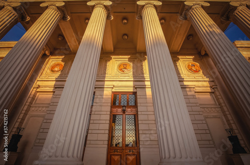 Arhitecture, old or new, public buildings, houses, castles, facades, geometry in light & shadow, arhitectural details, windows & doors, arches, columns