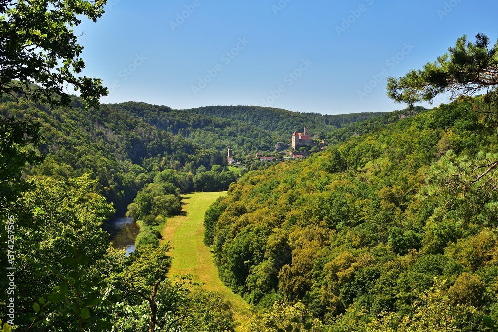 Blick an den Burg Hardegg in Österreich