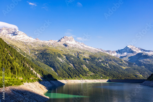 Fototapeta Naklejka Na Ścianę i Meble -  Alpine water reservoirs - Schlegeisspeicher