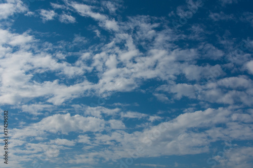 Fototapeta Naklejka Na Ścianę i Meble -  White clouds on a blue sky.