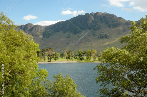 Fotografie Buttermere and Haystacks in the English Lake District
