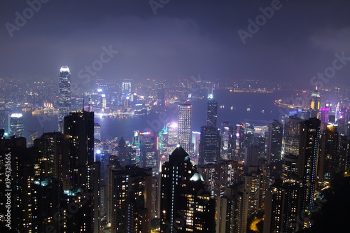 Night cityscape of Hong Kong from Victoria peak © Hirotsugu