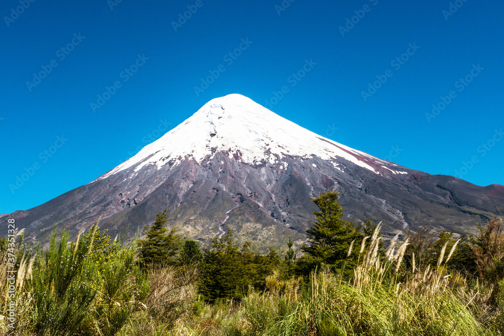 Vulkan Osorno, Chile
Der Vulkan Osorno ist ein 2652m hoher Vulkan im Süden von Chile