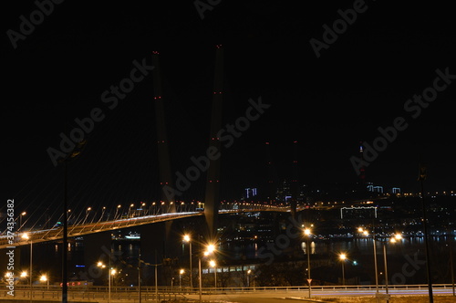 Night view of the Golden Bridge, Vladivostok